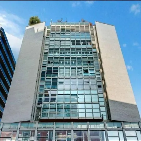 Apartament Sky View -porta Nuova- 2 Con Balcone